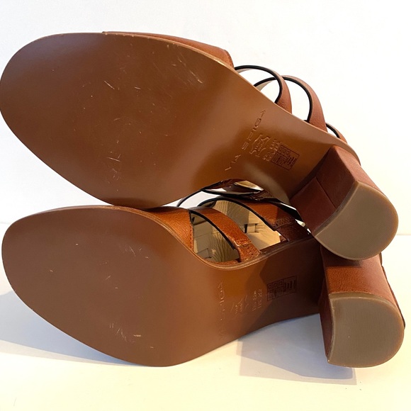 Via Spiga Block Heel Sandal-NWOT, never worn. - Picture 10 of 15